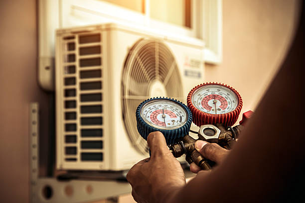 Professional Heat Pump Repair technician working in Trenton, NJ